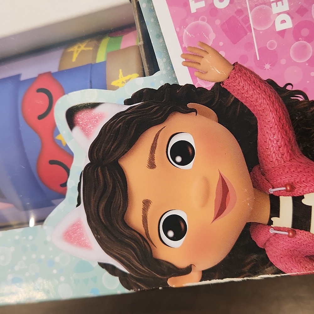 DreamWorks Gabby's Dollhouse, Two Puzzles in Character Tubes, New - Picture 12 of 15